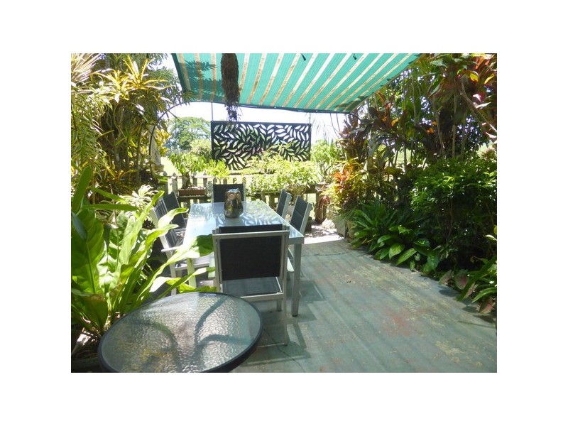 Comoon Loop QLD 4858