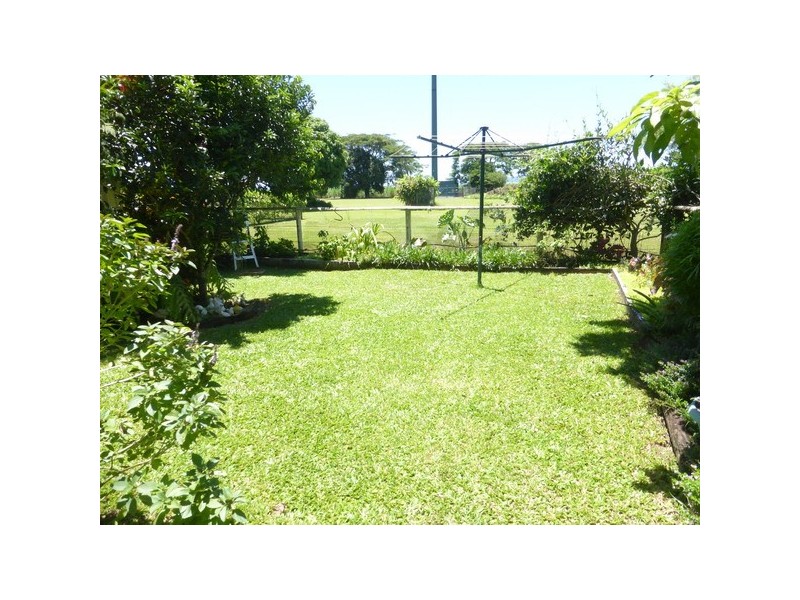 Comoon Loop QLD 4858