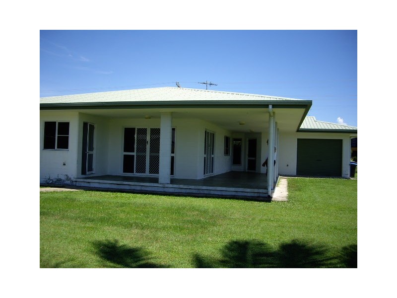 Kurrimine Beach QLD 4871