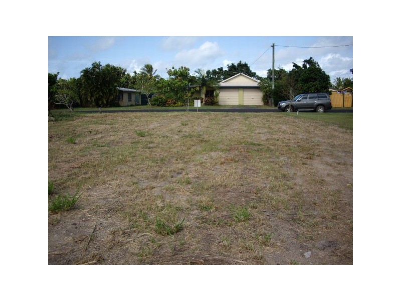 Cowley Beach QLD 4871