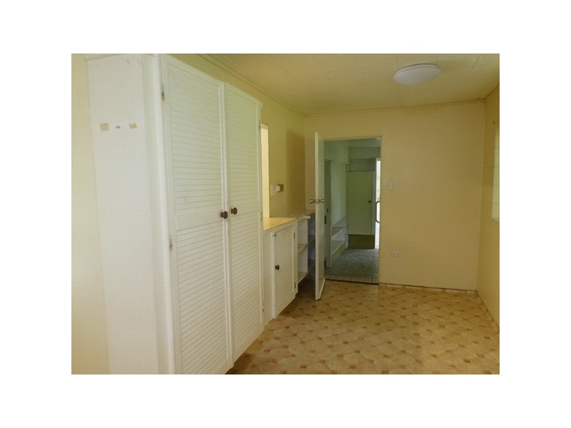 Innisfail Estate QLD 4860