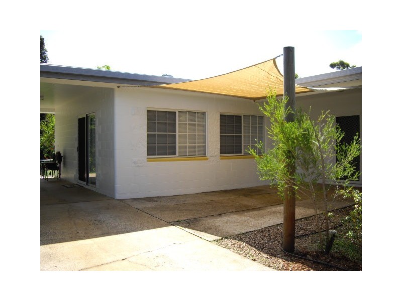 Cowley Beach QLD 4871