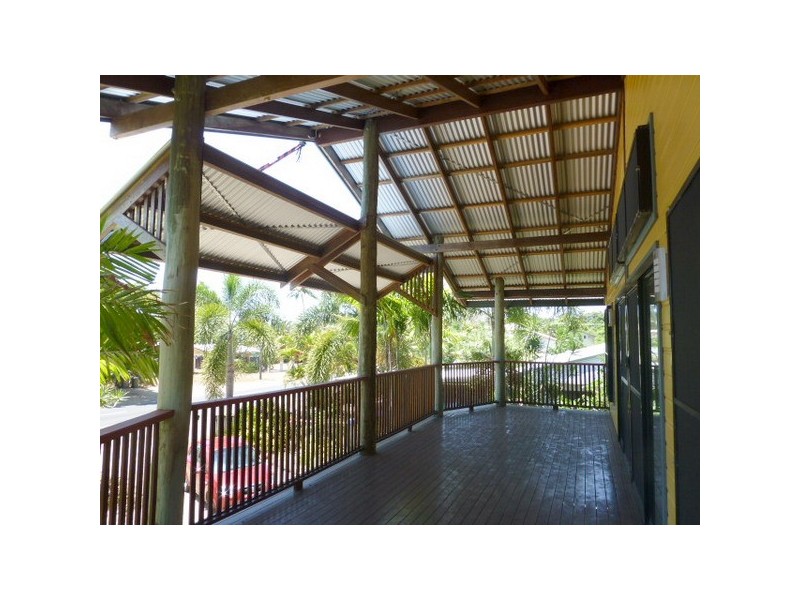 Flying Fish Point QLD 4860