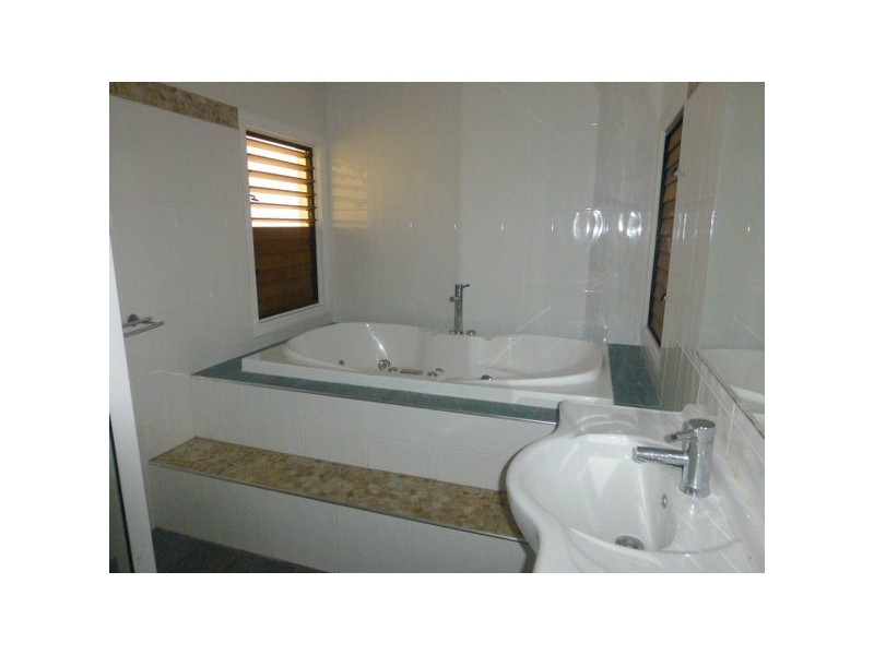 Flying Fish Point QLD 4860