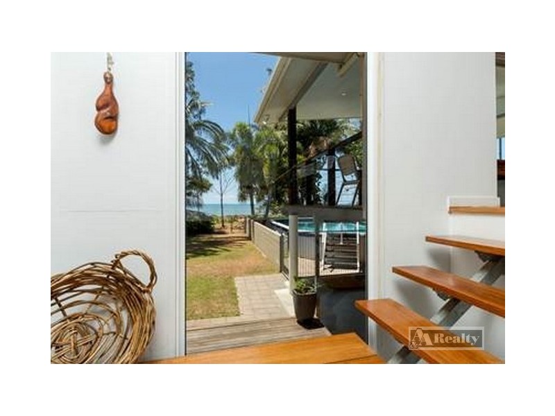 Flying Fish Point QLD 4860