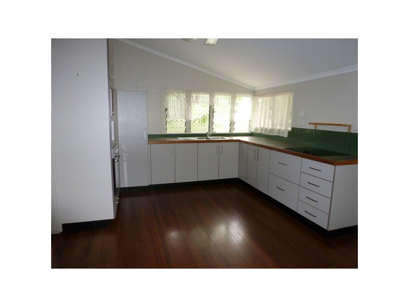 East Innisfail QLD 4860