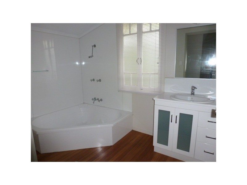 East Innisfail QLD 4860