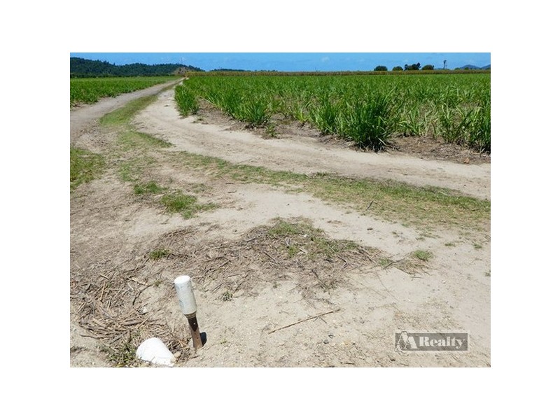Kurrimine Beach QLD 4871
