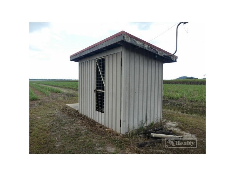 Kurrimine Beach QLD 4871