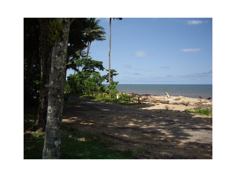 Flying Fish Point QLD 4860