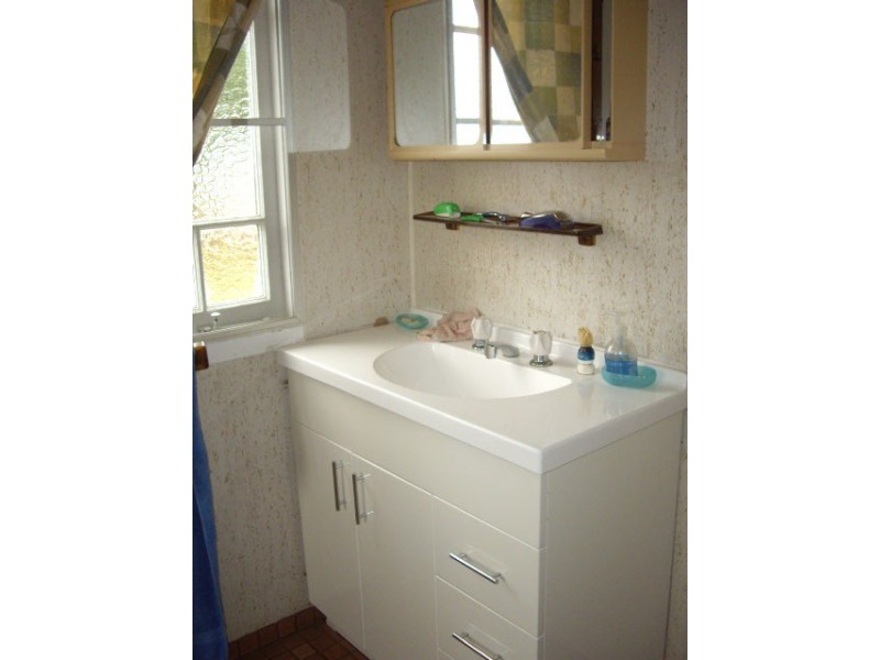 30 Cardier Road, Wangan QLD 4871