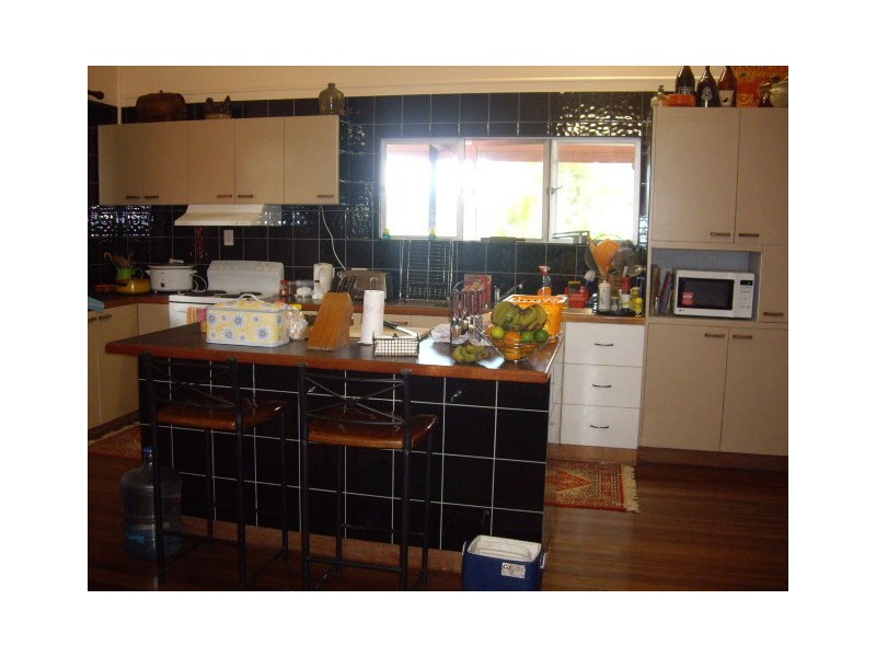 Silkwood QLD 4856
