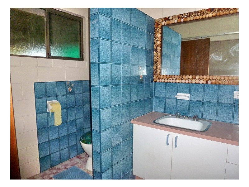 Cowley Beach QLD 4871