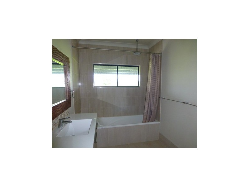 Etty Bay QLD 4858