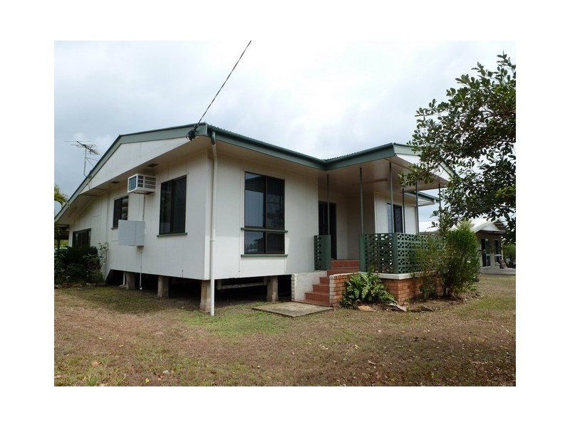 Cowley Beach QLD 4871