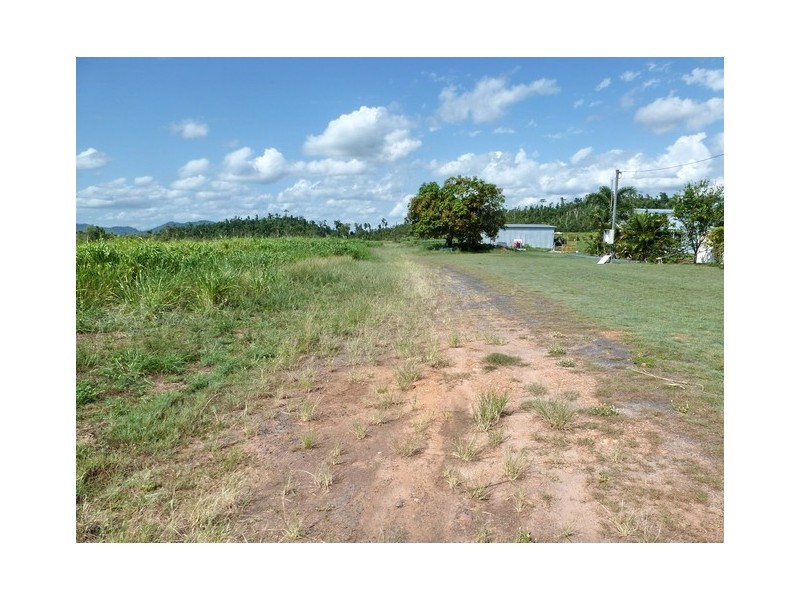 Kurrimine Beach QLD 4871