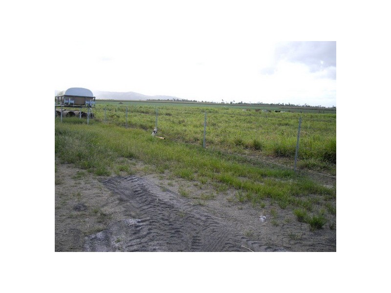 Cowley QLD 4871