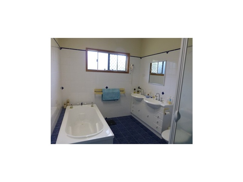 Etty Bay QLD 4858