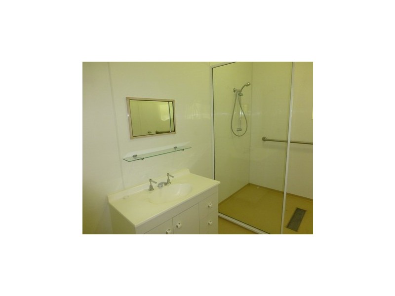 East Innisfail QLD 4860