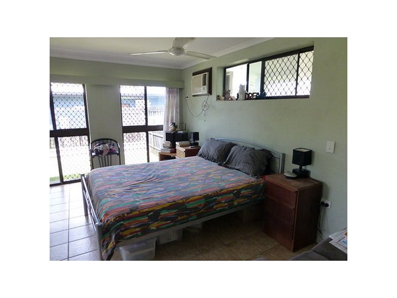 Kurrimine Beach QLD 4871