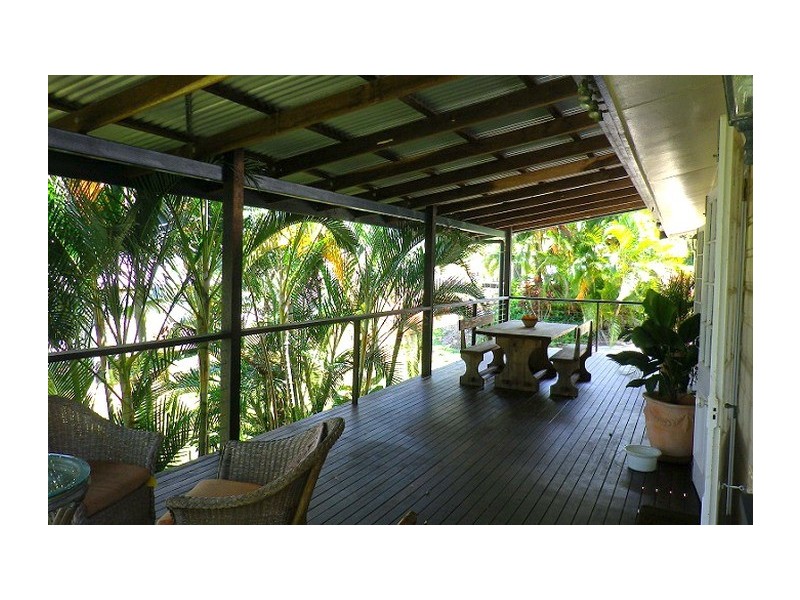 East Innisfail QLD 4860