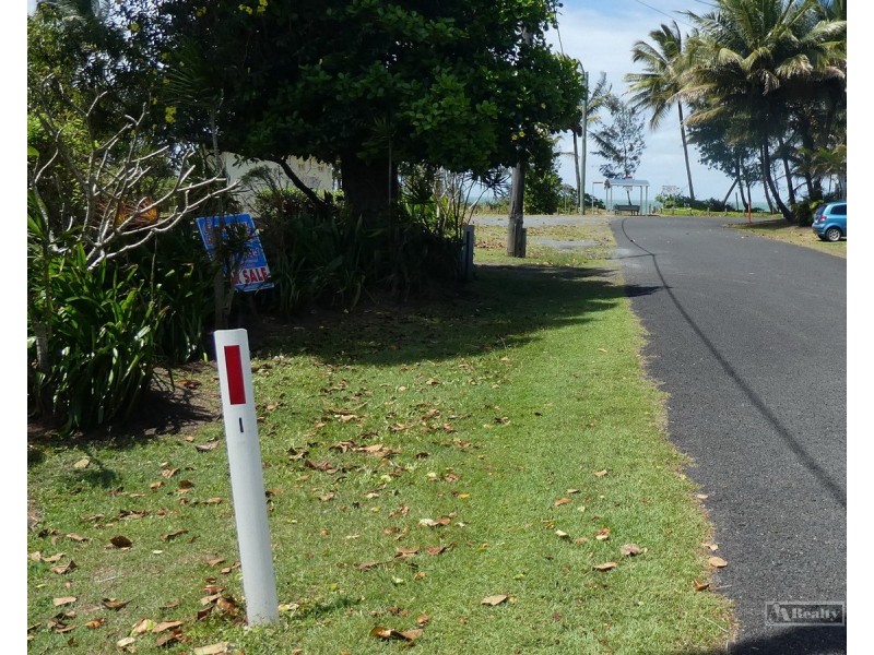 Cowley Beach QLD 4871