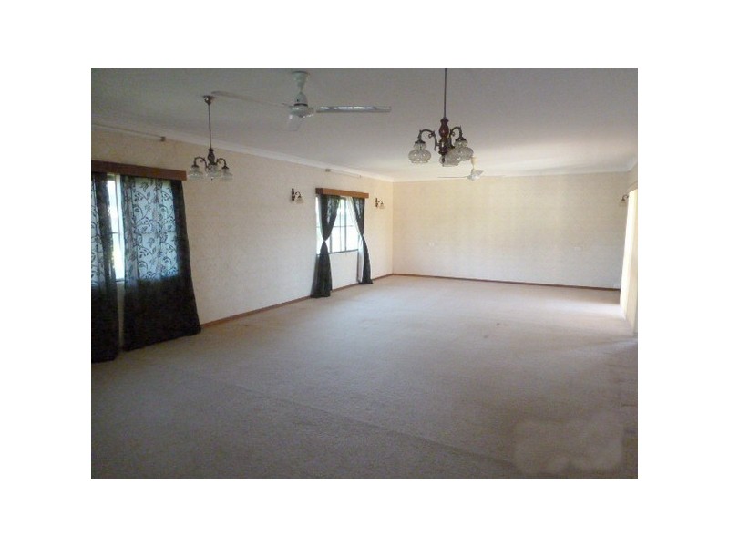 East Innisfail QLD 4860