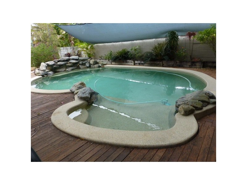 Innisfail Estate QLD 4860