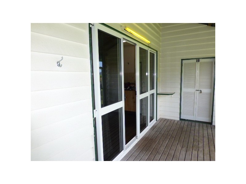 East Innisfail QLD 4860