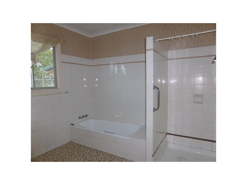 Innisfail Estate QLD 4860