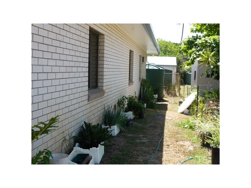 Cowley Beach QLD 4871