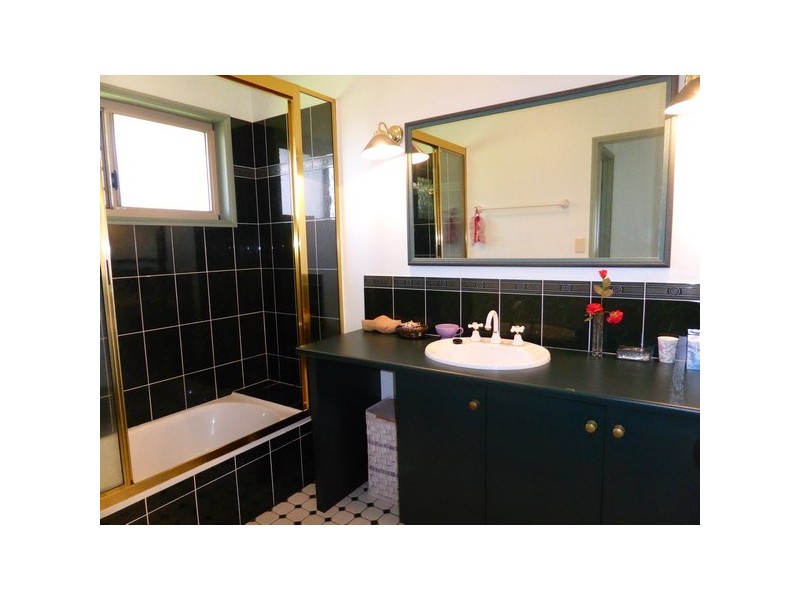 Cullinane QLD 4860