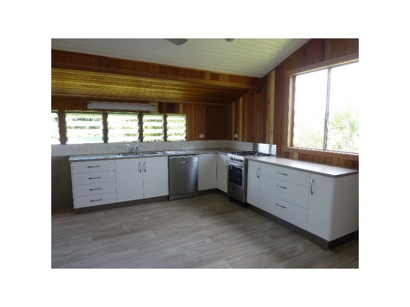 East Innisfail QLD 4860