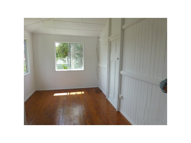 East Innisfail QLD 4860