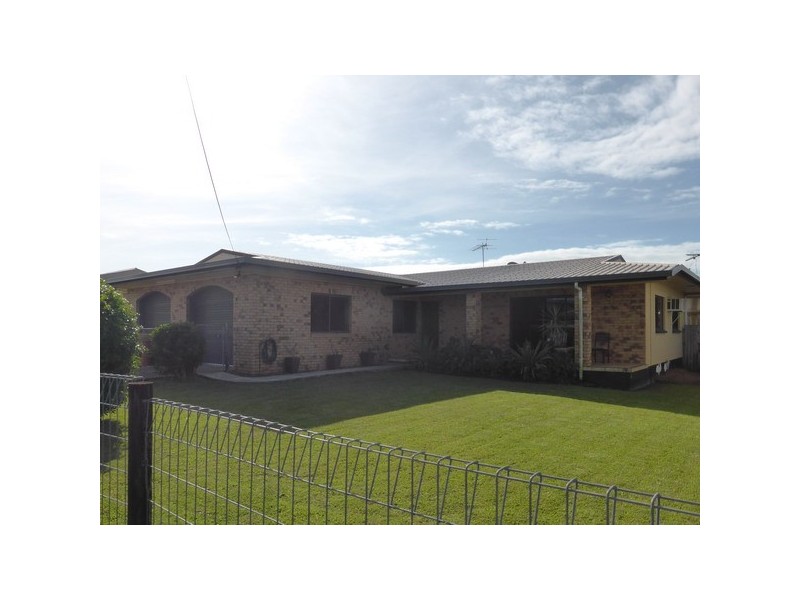 Innisfail Estate QLD 4860