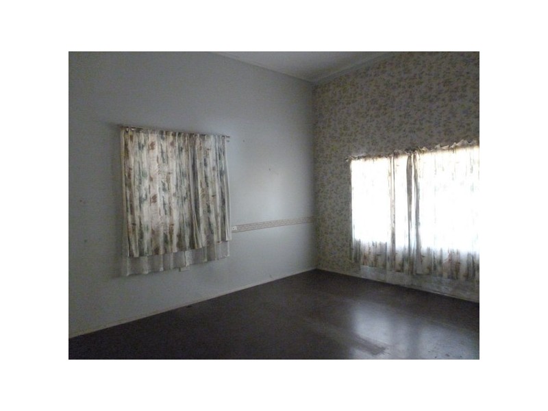 East Innisfail QLD 4860