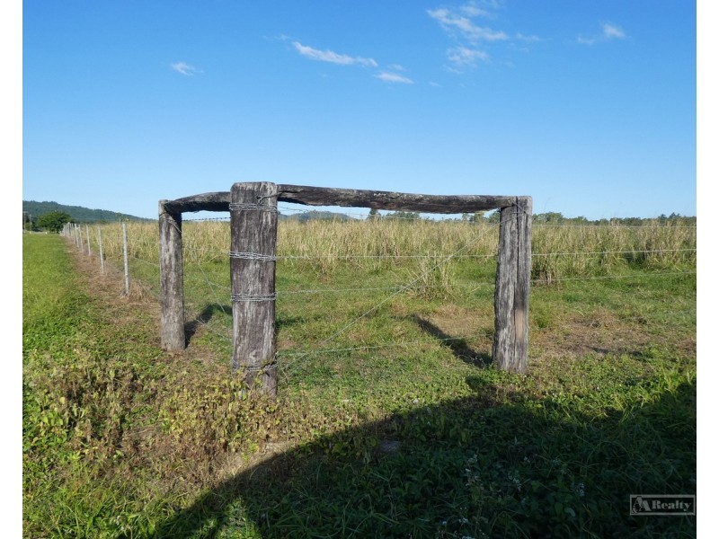 South Innisfail QLD 4860