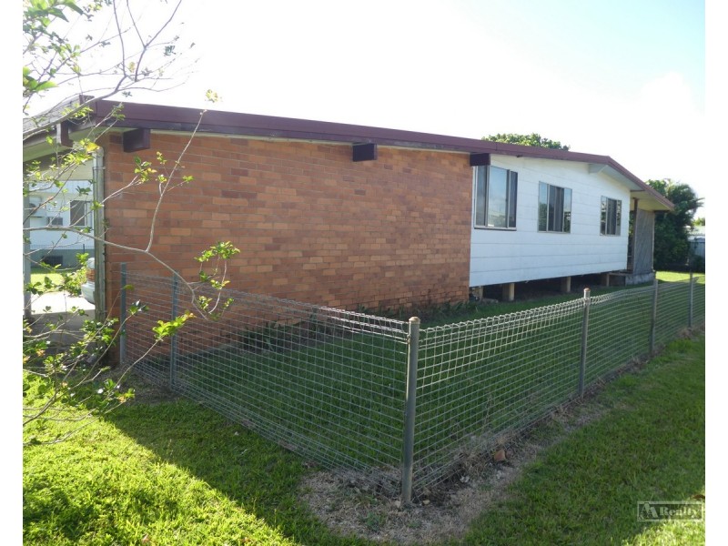 Innisfail Estate QLD 4860
