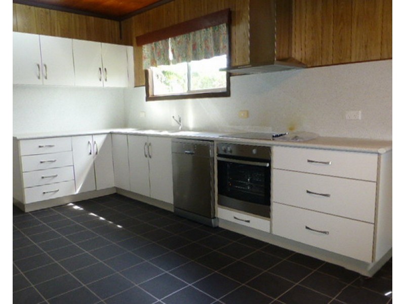 East Innisfail QLD 4860