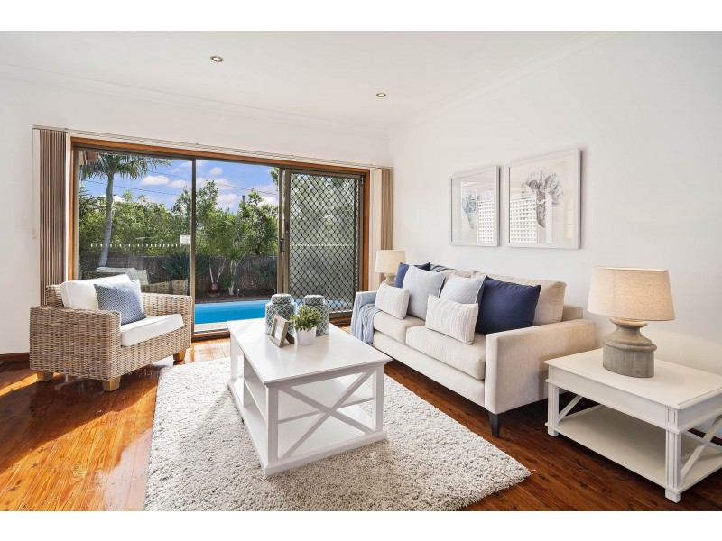 15 Tobruk Avenue, Allambie Heights NSW 2100