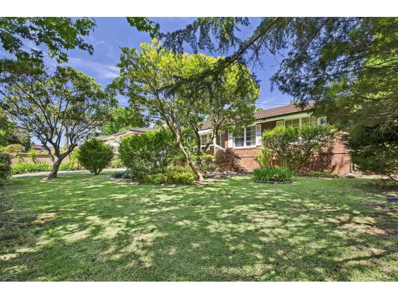 18 Hakea Avenue, Frenchs Forest NSW 2086