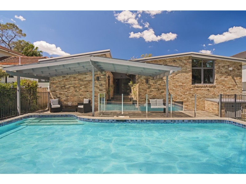 15 Bentley Avenue, Forestville NSW 2087