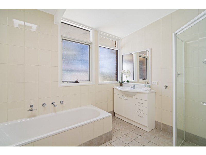 15 Bentley Avenue, Forestville NSW 2087