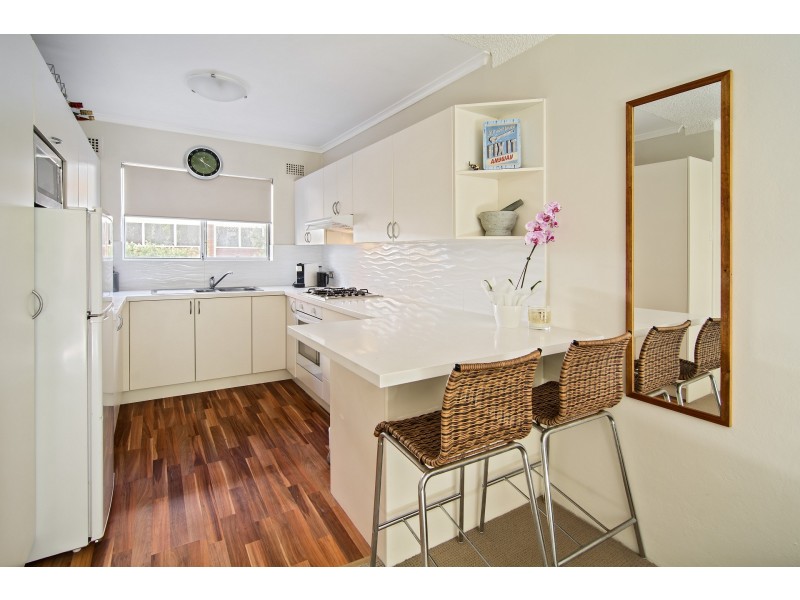 2/104 Pacific Parade, Dee Why NSW 2099