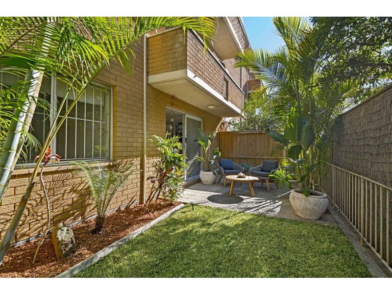 2/104 Pacific Parade, Dee Why NSW 2099