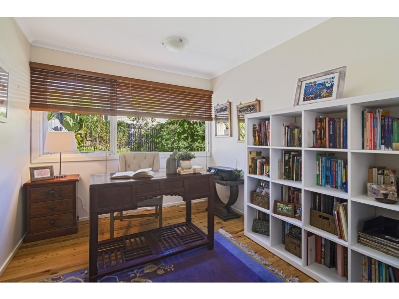 12 Tullamore Avenue, Killarney Heights NSW 2087