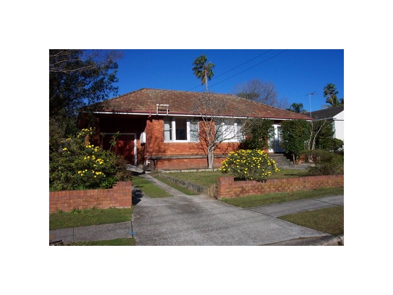 17 Walkom Avenue, Forestville NSW 2087