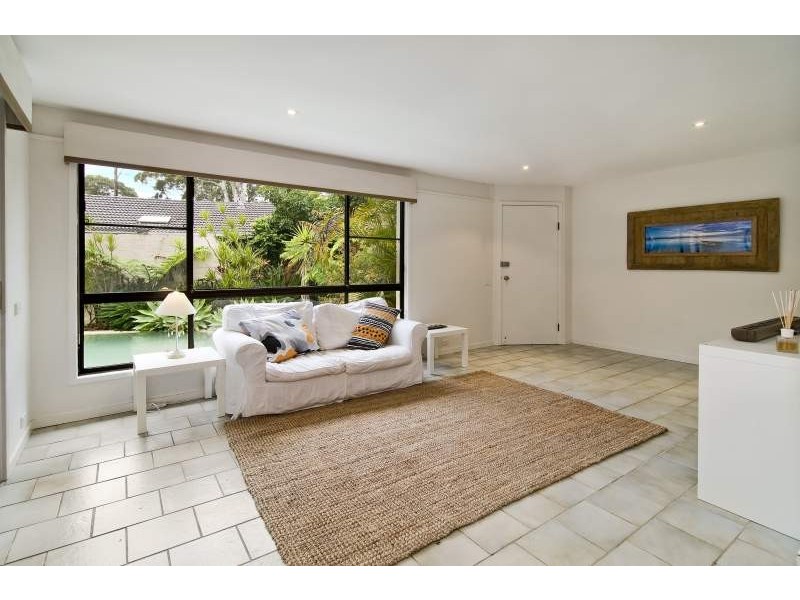 18 Forest Glen Crescent, Belrose NSW 2085