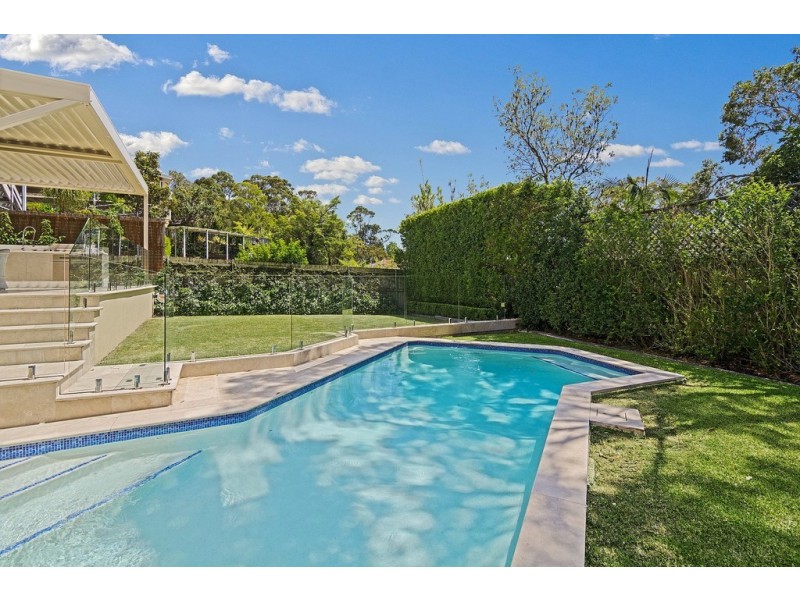 16 Carlow Crescent, Killarney Heights NSW 2087