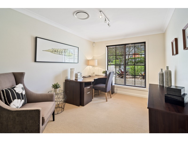 16 Carlow Crescent, Killarney Heights NSW 2087